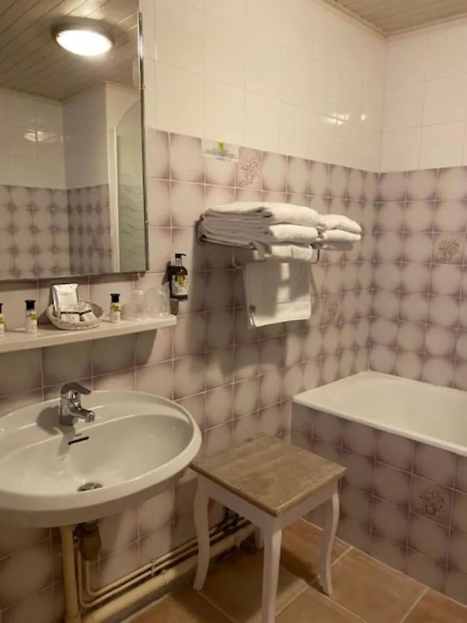 Le Relais De La Rance - Chambres D'Hotes Quedillac Bed & Breakfast