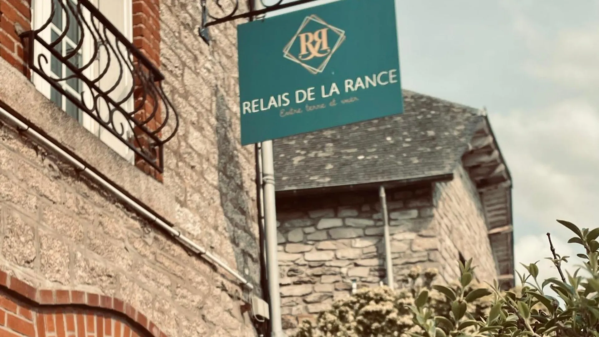 Bed & Breakfast Le Relais De La Rance - Chambres D'Hotes Quedillac